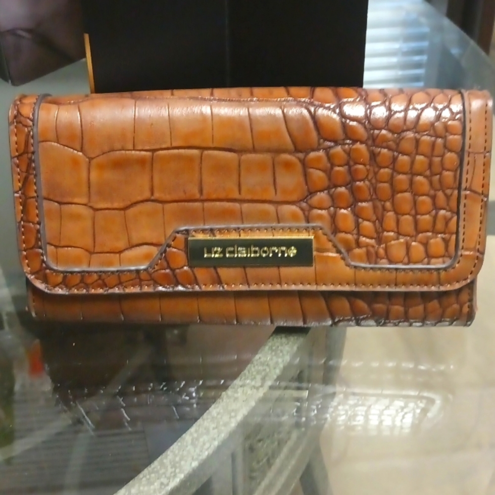 Brown leather Liz Claiborne wallet
